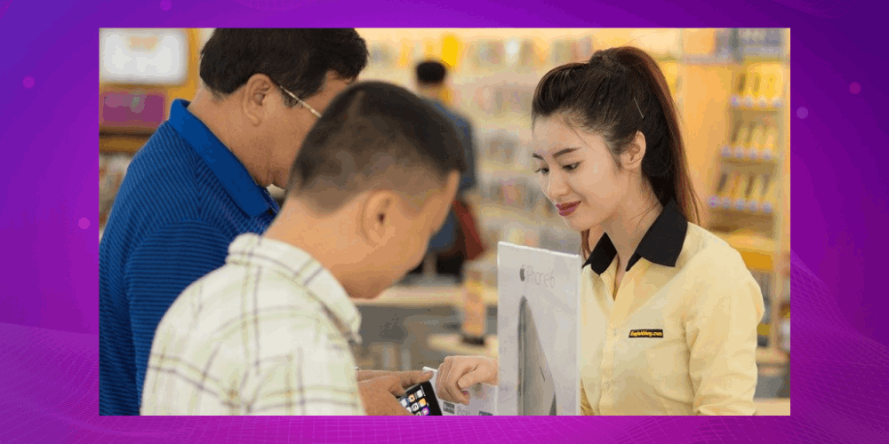 Thông qua việc kết nối với cảm xúc khách hàng